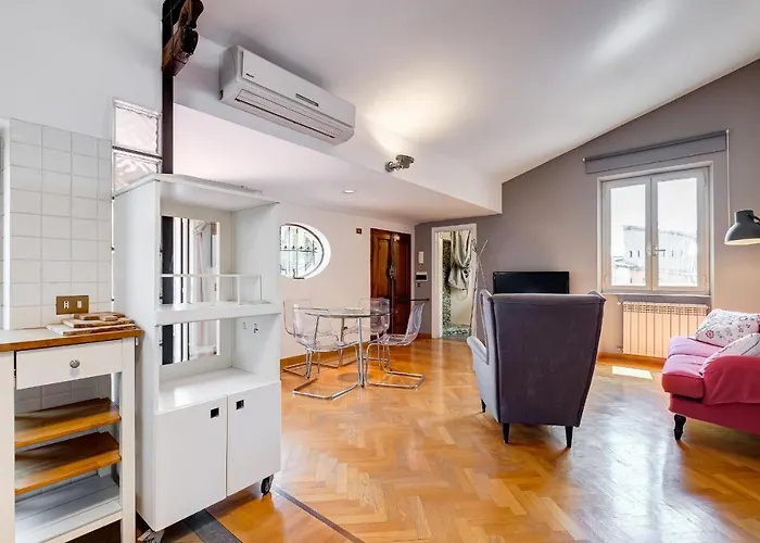 Colosseum Terrace Penthouse Apartment *